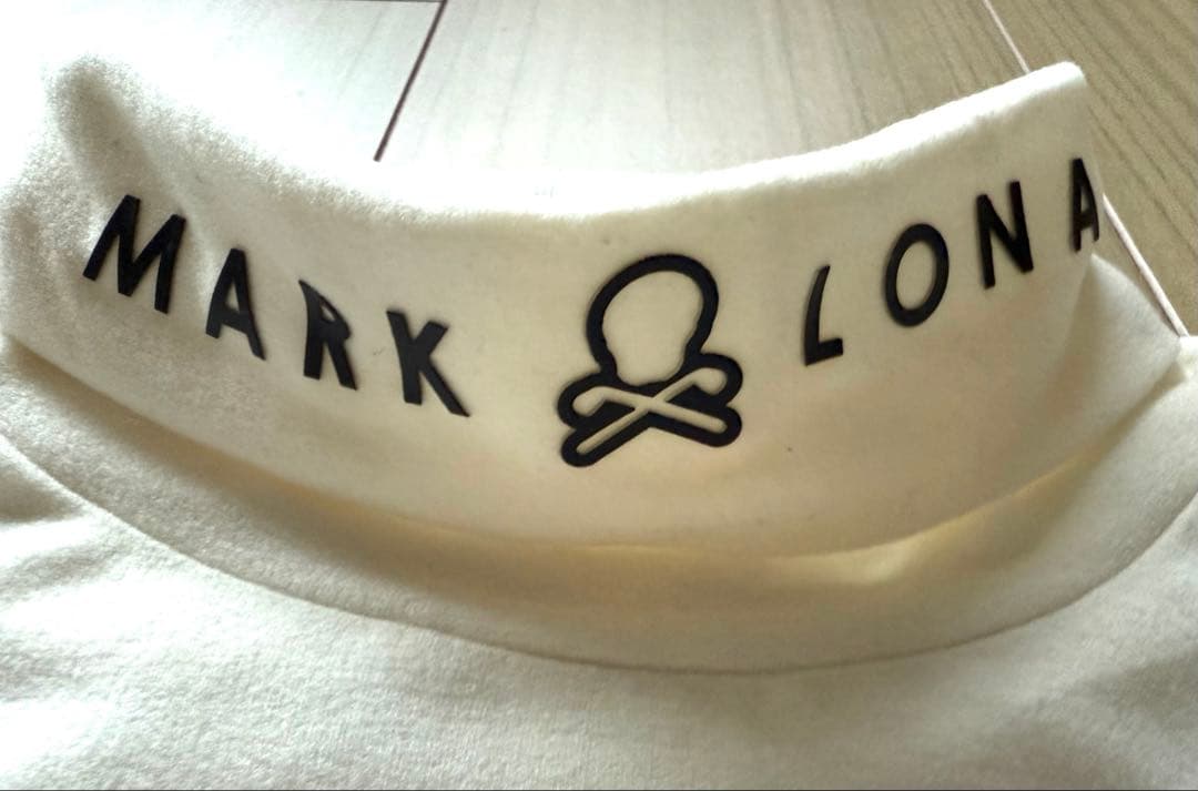 MARK & LONA 近年モデルモックネック