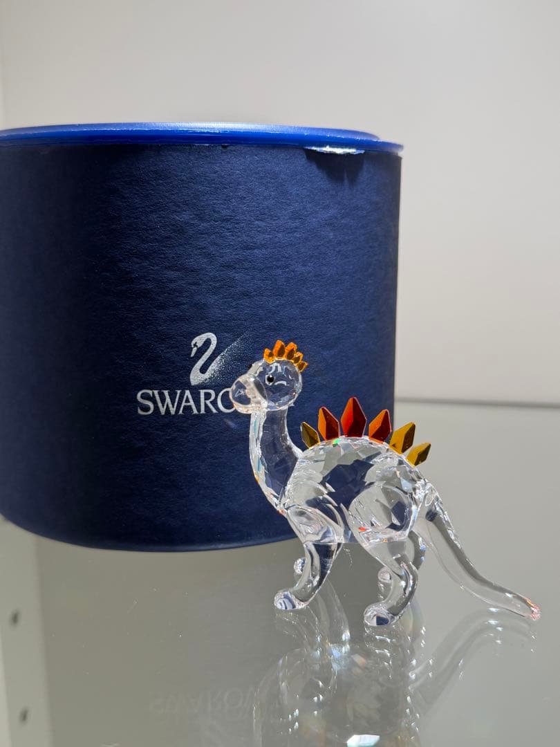 Swarovski クリスタル　恐竜　ディノ　ディノサウルス