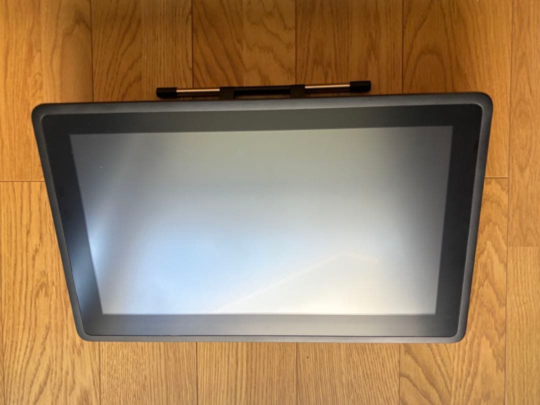 I*e様 Wacom Cintiq22液晶ペンタブレット[DTK-2260K0D