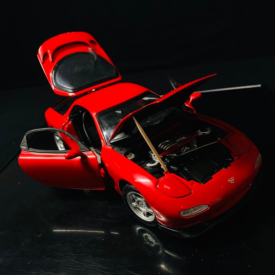 京商 1/18 マツダ RX-7 (FD-3S) レッド