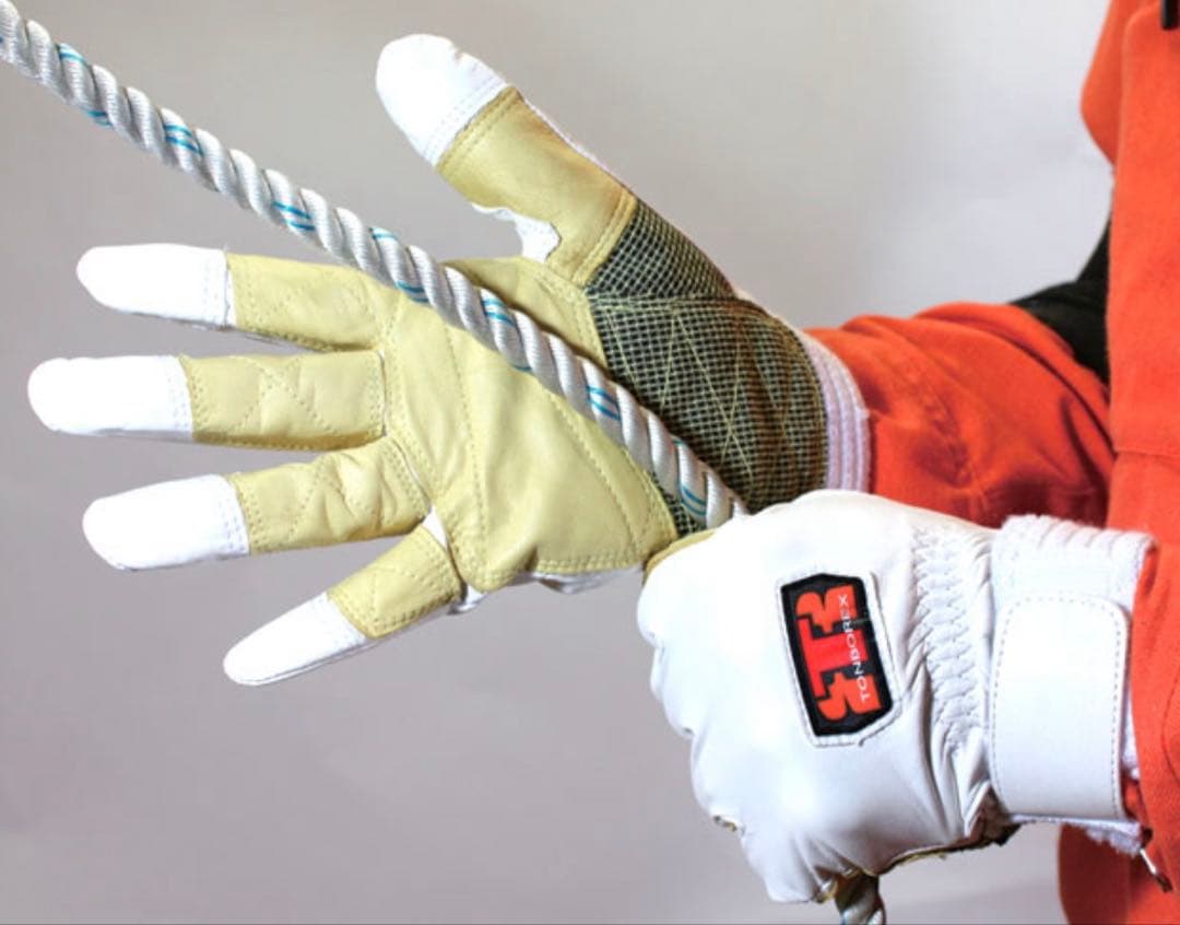 レスキューグローブ　1双2,500円　13双　23,000円