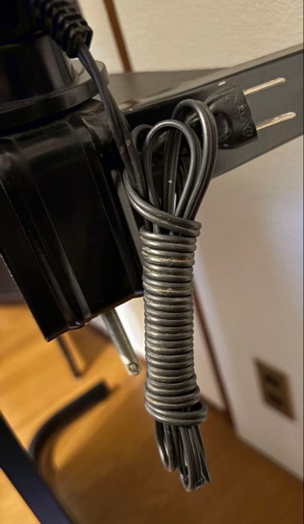 可動式ライト付き ドレッサー 化粧台　メイク台 ブラック スリム