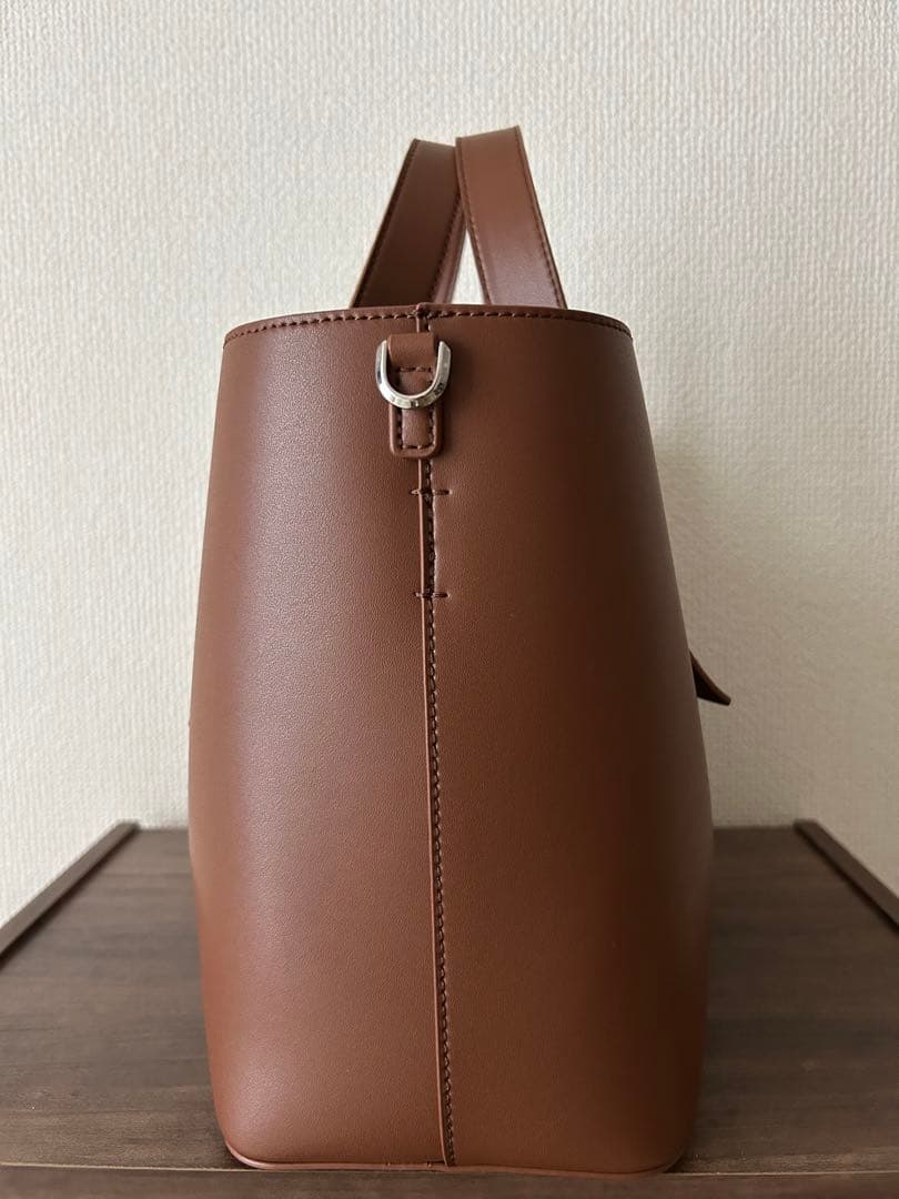 CHARLES & KEITH ブラウン ハンドバッグ トートバッグ
