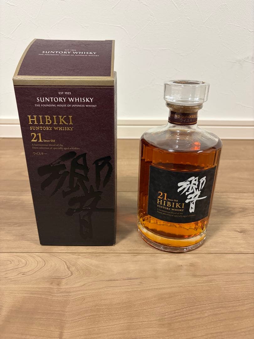 【新品未開封】響 HIBIKI 21年 ブレンデッドウイスキー