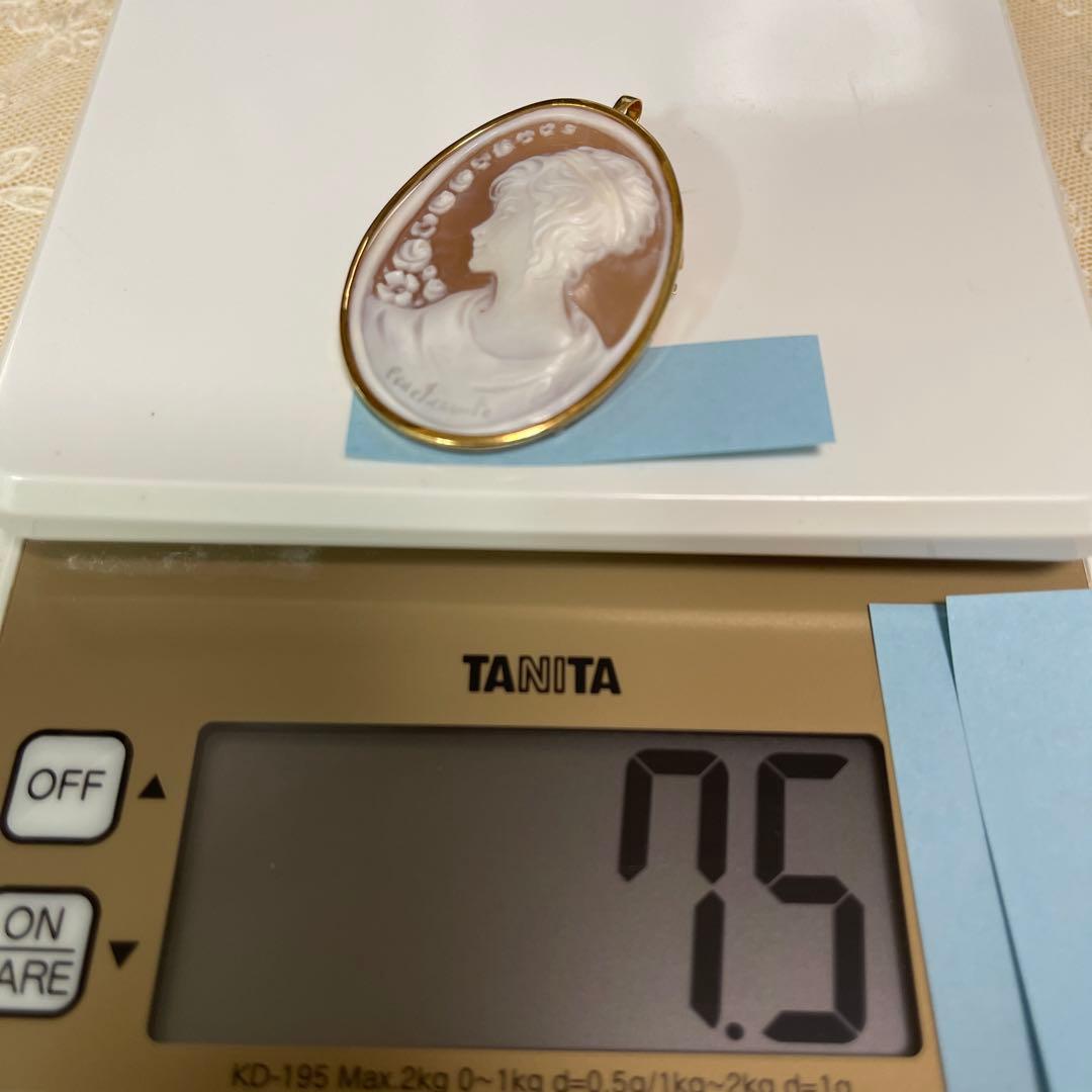 シェルカメオ18kブローチ、ペンダント2way