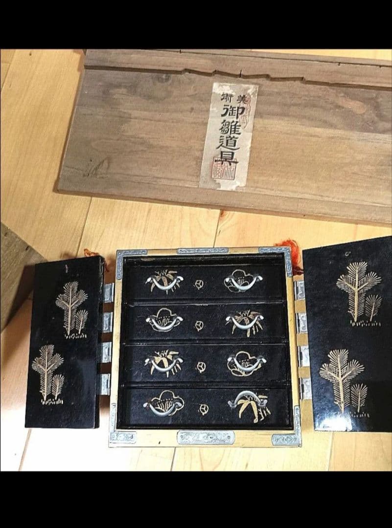 漆器 金箔装飾 骨董品御雛箪笥　希少レトロ RetroJapan　伝統