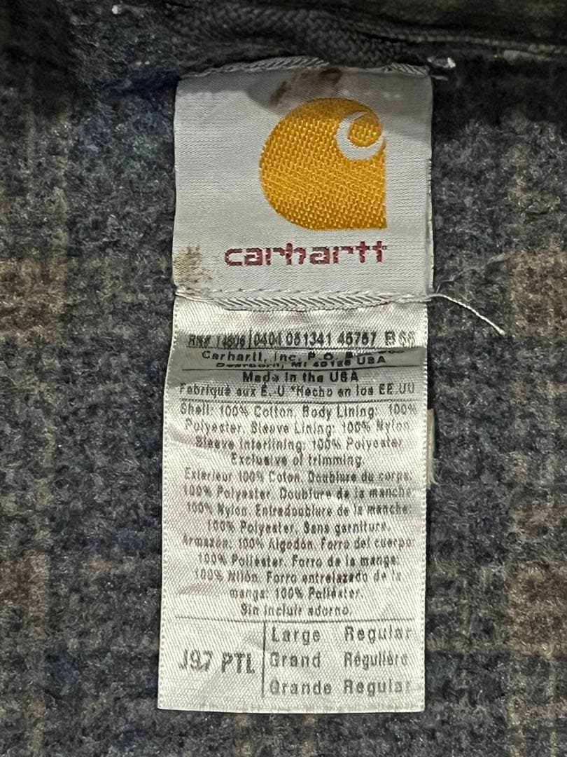 Carhartt ブラック フェード デトロイトジャケット