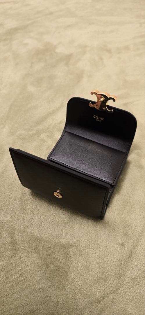 CELINE セリーヌ トリオンフ レザー 三つ折り財布 ブラック ゴールド金具