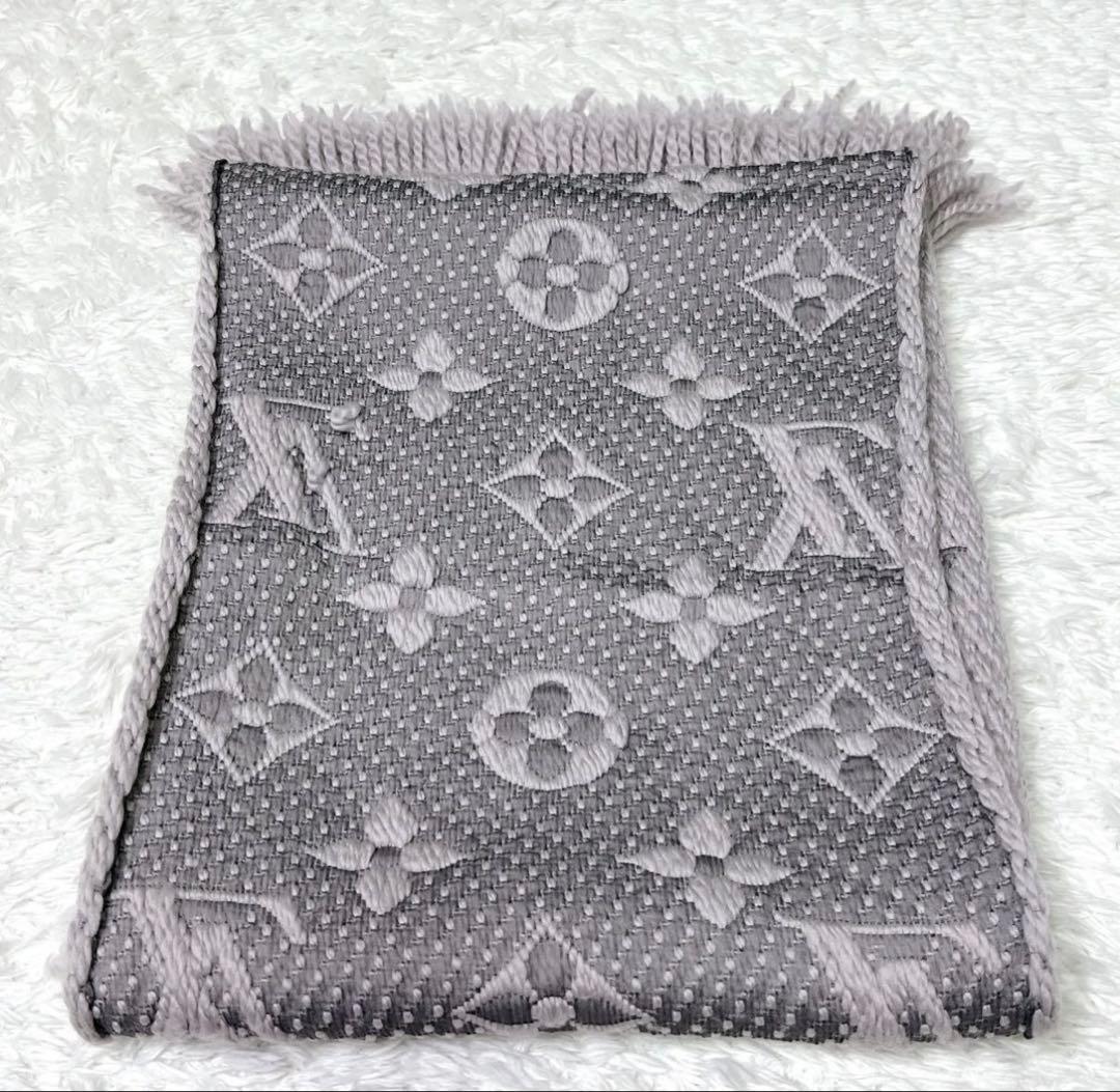 極美品　LOUIS VUITTON モノグラム　総柄　マフラー　箱付き　グレー