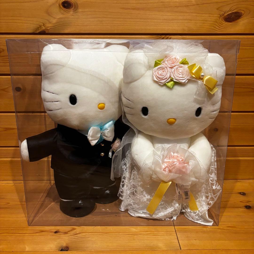 希少　ハローキティ ウェディングドールセット