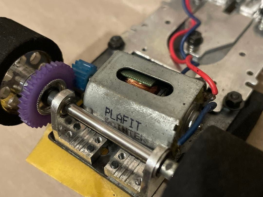 h*o様 スロットカー PLAFIT シャシー 1/24 ルノー メガーヌ トロ