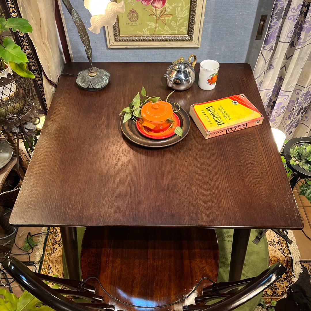 しろ　ヴィンテージ デザイナーズ　コンパクト　　ダイニングテーブル