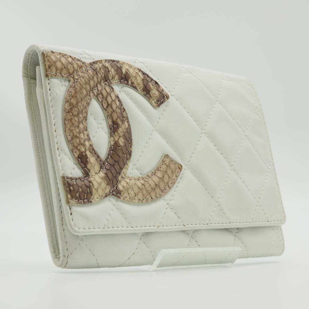 CHANEL シャネル カンボンライン パイソン 二つ折り財布 ホワイト系