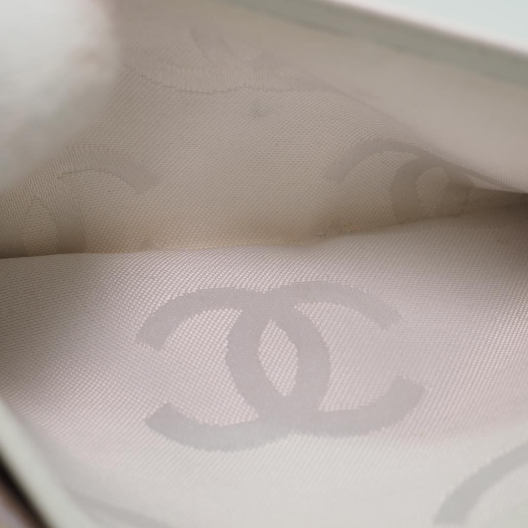 CHANEL シャネル カンボンライン パイソン 二つ折り財布 ホワイト系