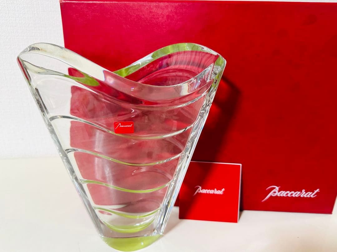 Baccarat バカラ クリスタル ウェーブグリーン ベース 花瓶ガラス