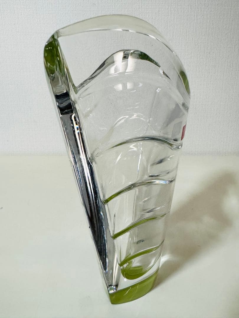 Baccarat バカラ クリスタル ウェーブグリーン ベース 花瓶ガラス