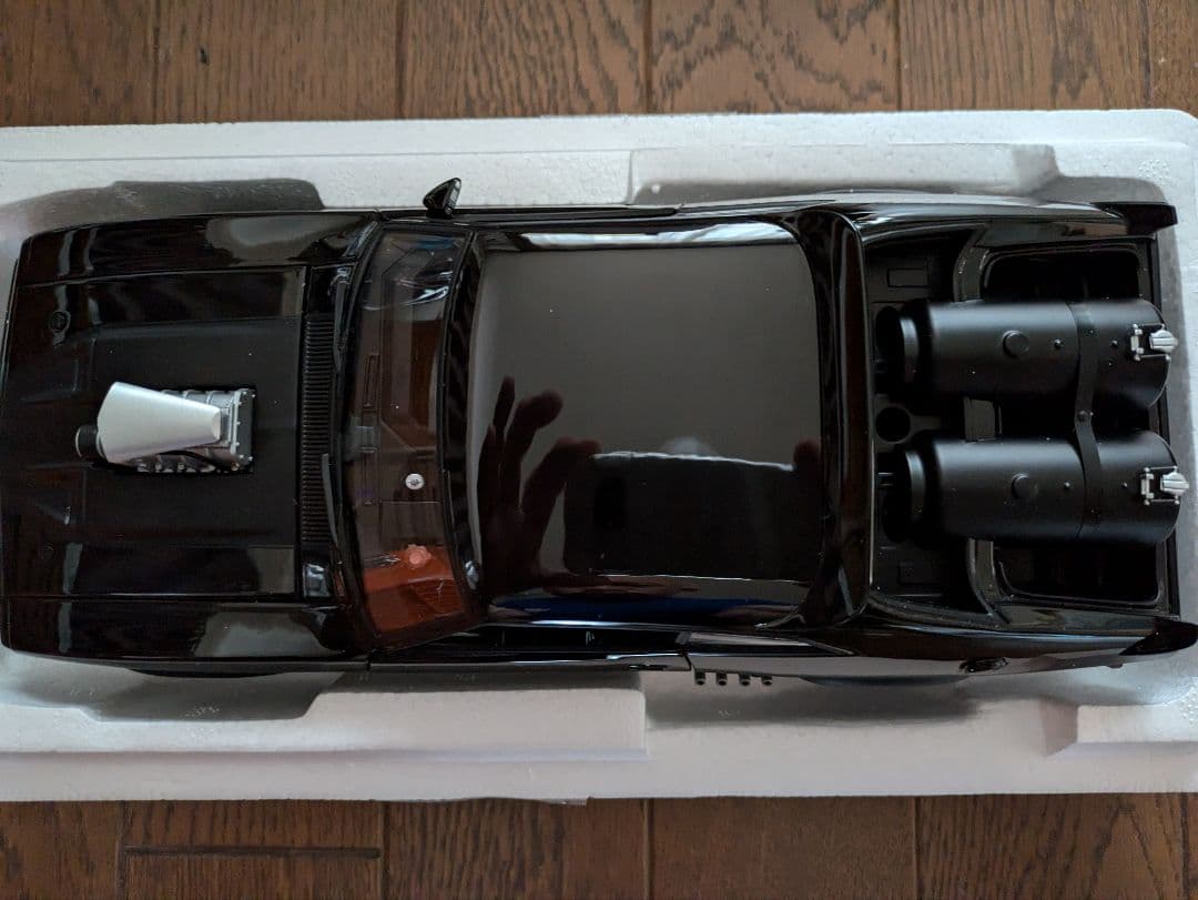 オートアート　1/18　マッドマックス インターセプター