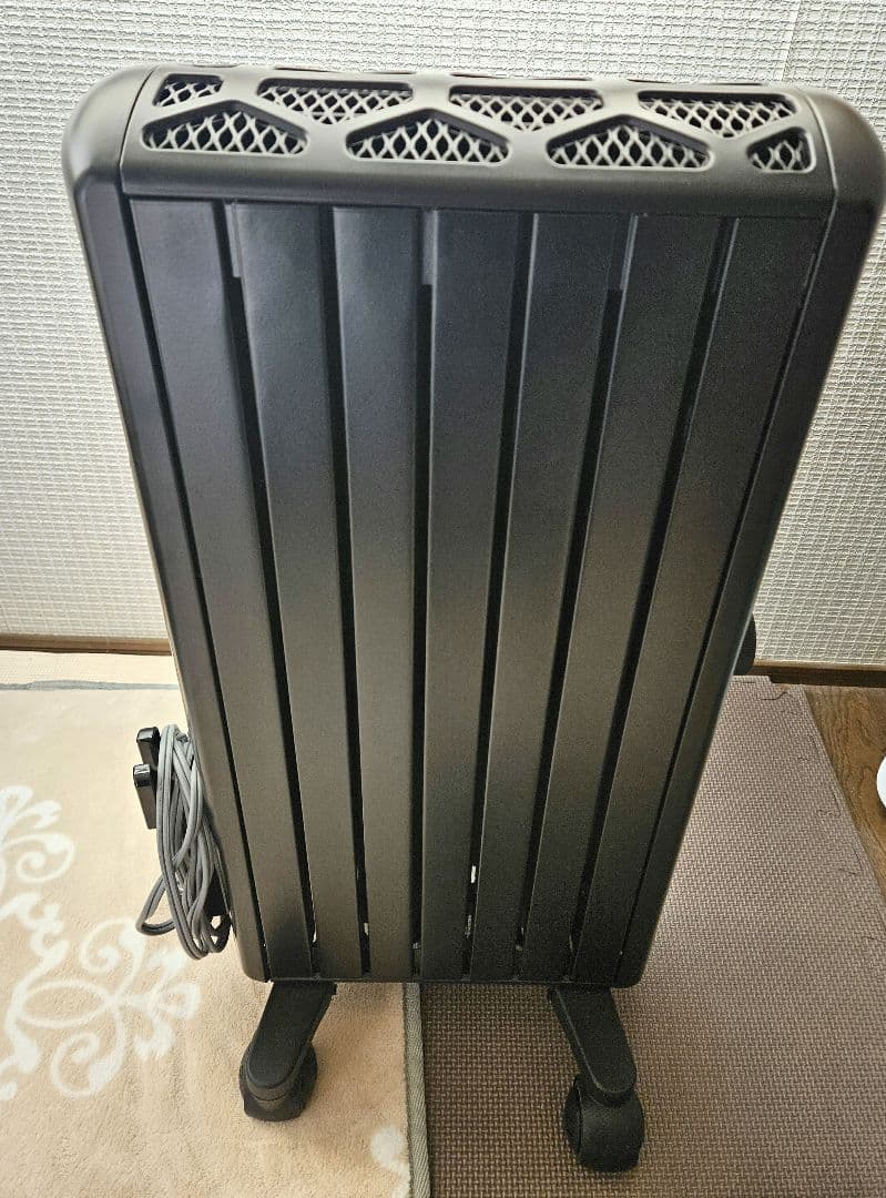 デロンギ 【ゼロ風暖房】マルチダイナミックヒーター 黒　MDHU09-PB