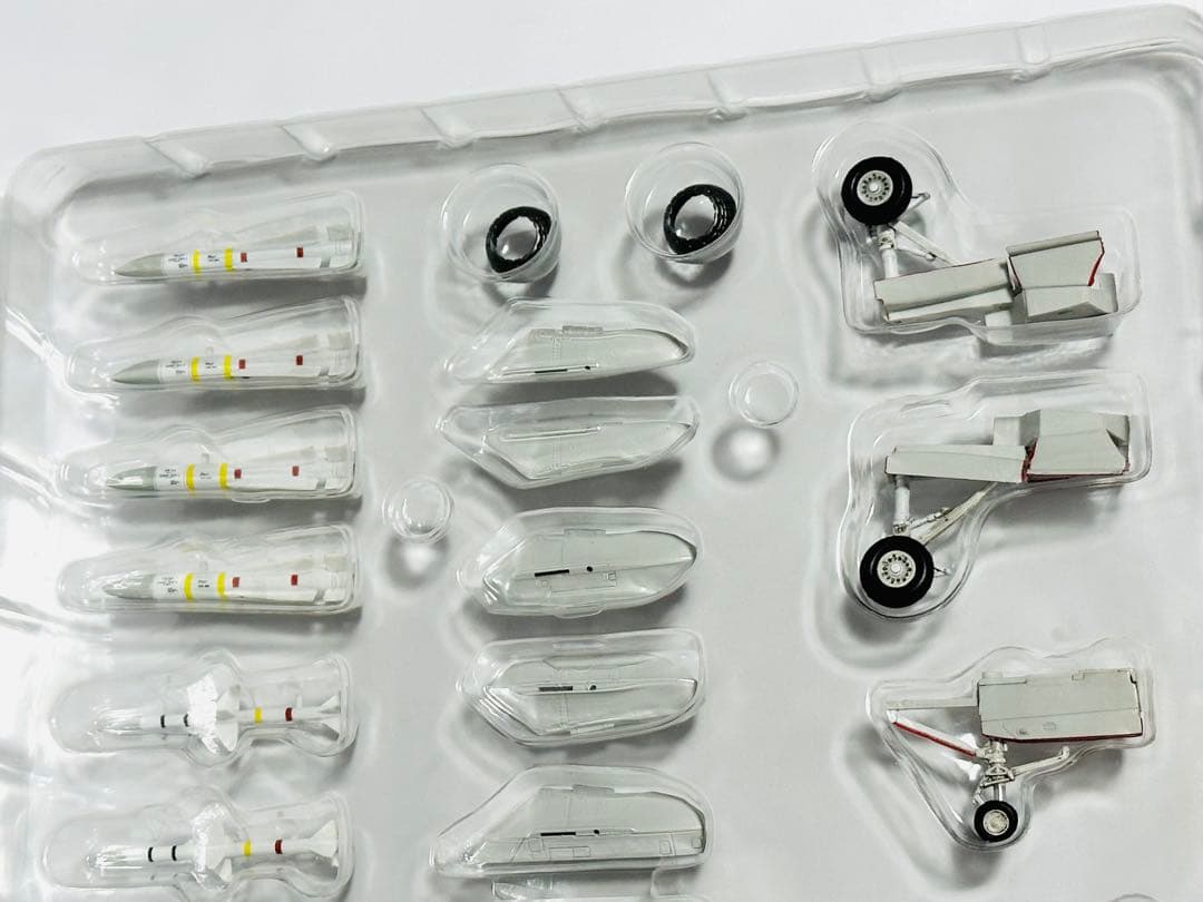 Caliber Wings 1/72 F-14A ジョリー・ロジャース