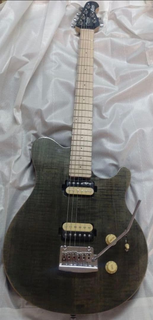 ギター sterling by MusicMan AXIS