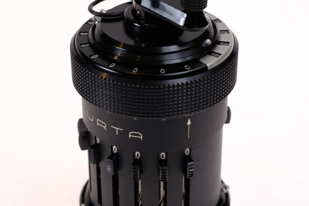 【超美品/完動品】CURTA Type I クルタ 手回し計算機 ★純正ケース付