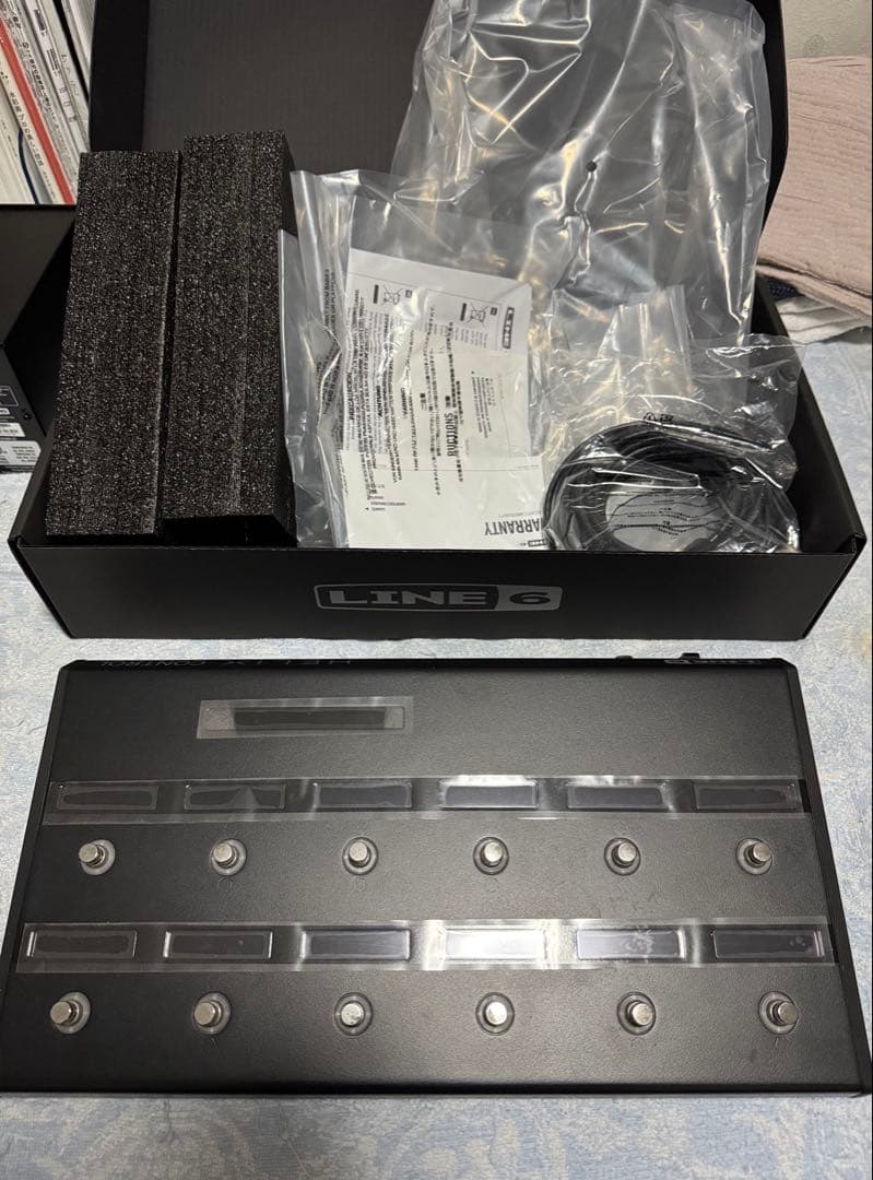 LINE6 Helix Rack、コントロール、ペダルセット