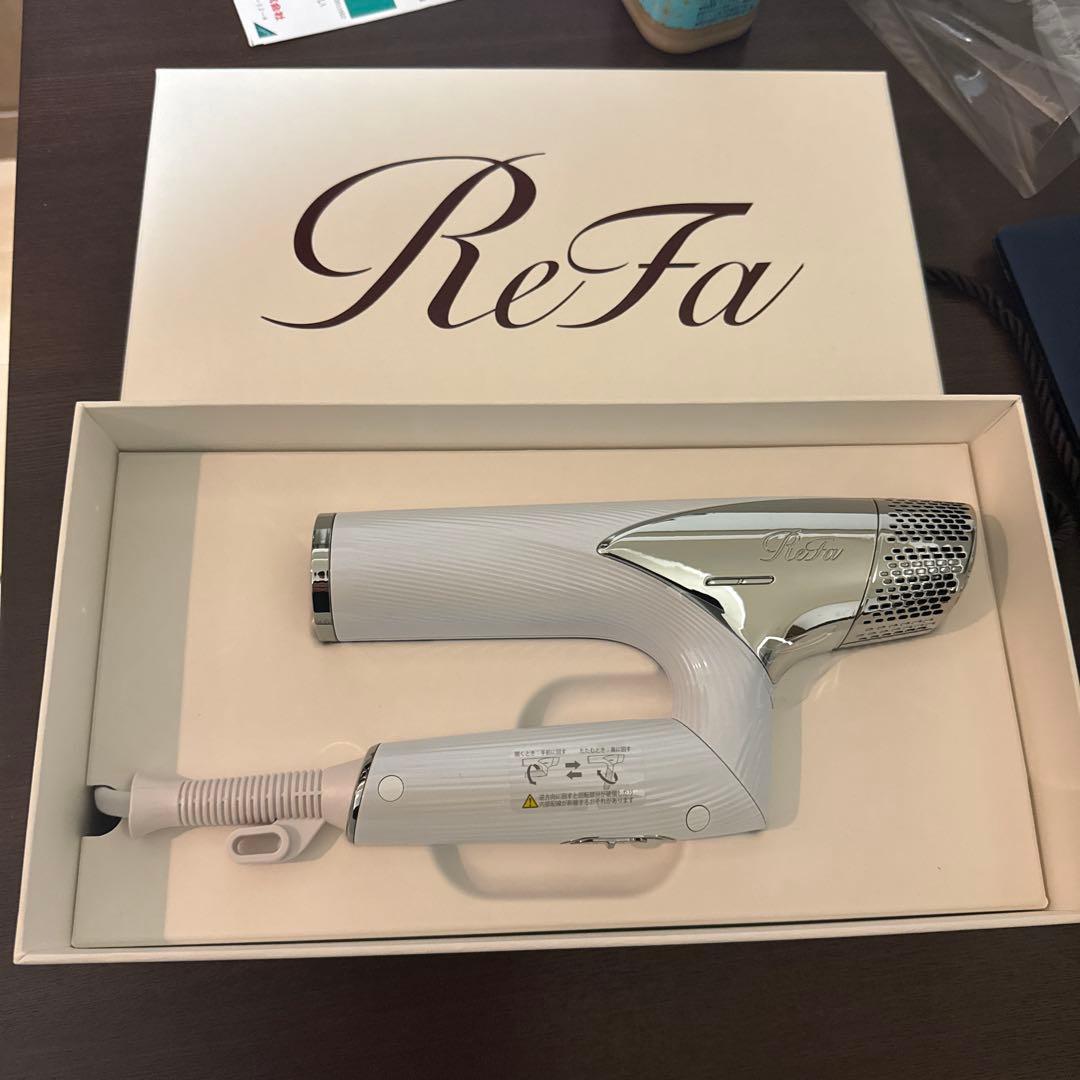 新品未使用　リファビューテックドライヤースマート