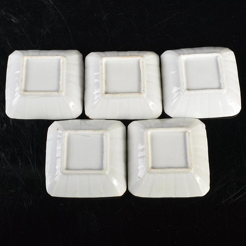 中国　明末期　白磁　陽刻　蝶文　四方小皿　五客　時代箱付　M　R5569