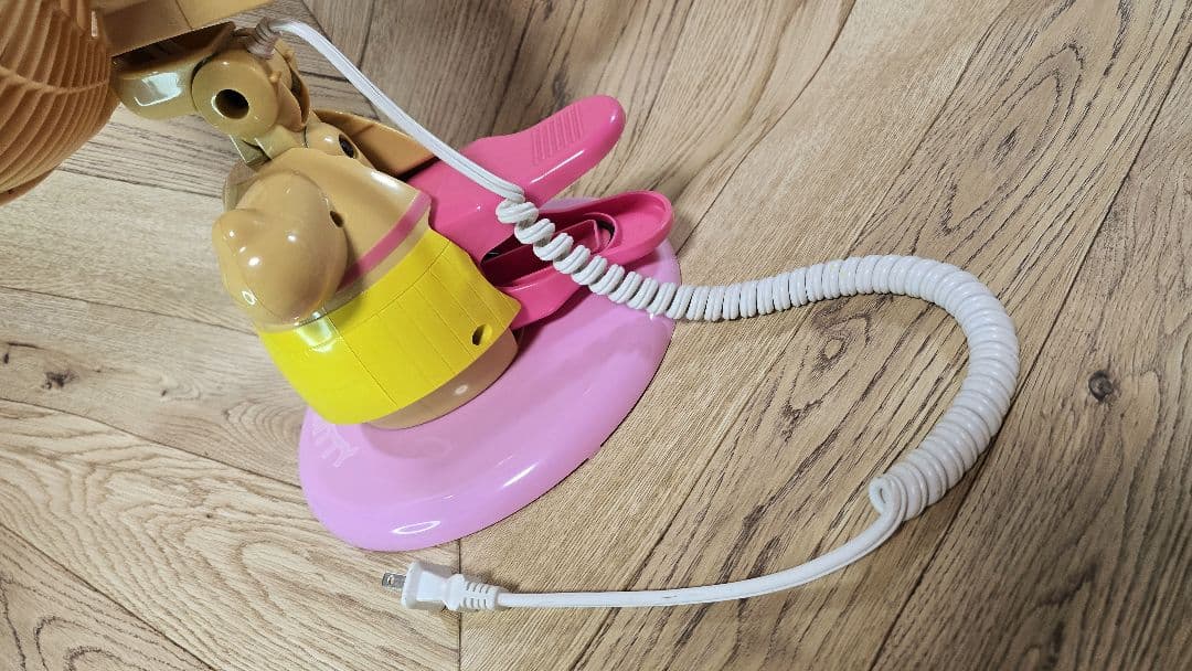 (mrcao様)ハローキティ日焼けキティ クリップ＆パーソナル扇風機 ドウシシャ