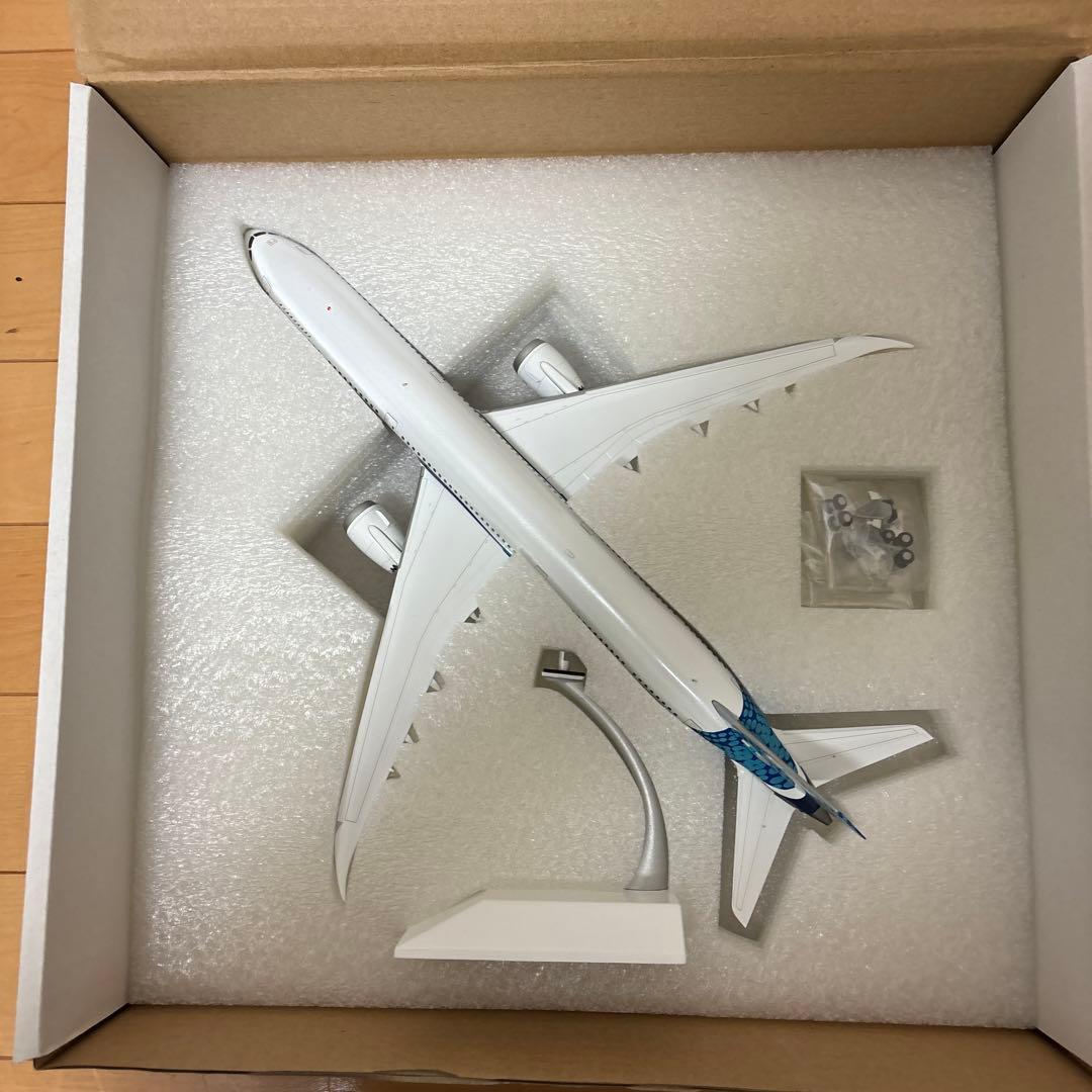 Boeing 787-10 1/200 ダイキャストモデル