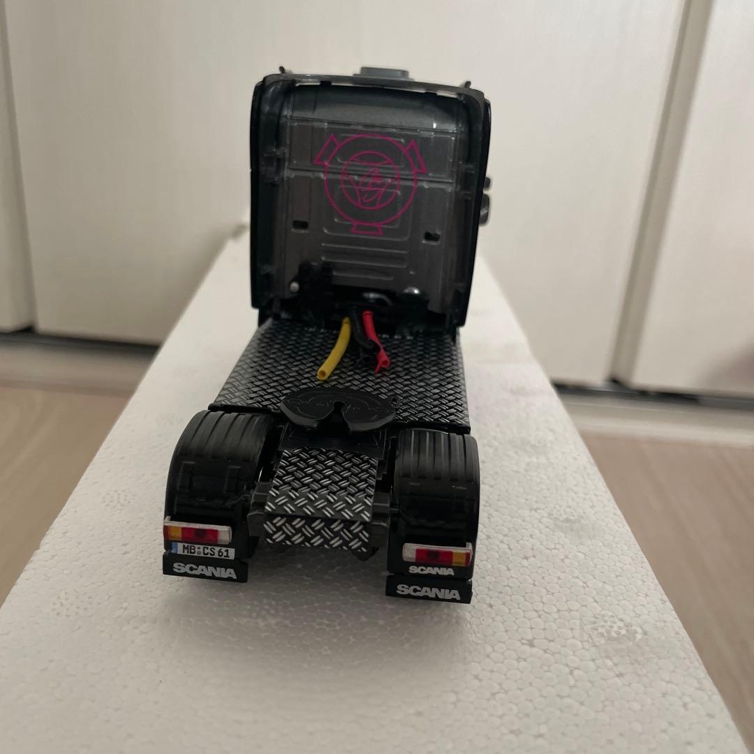 WSI herpa スカニア R 13 TL 冷蔵セミトレーラー　1/50