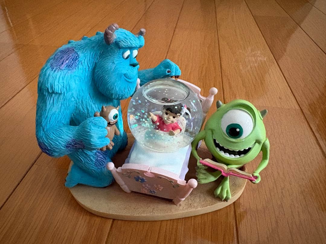 モンスターズインク　スノードーム