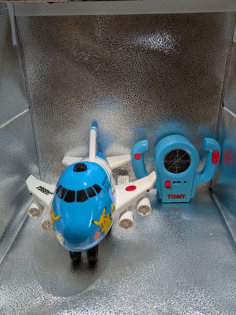 TOMY トミカ ANA ポケモンジェット '99 ラジコン