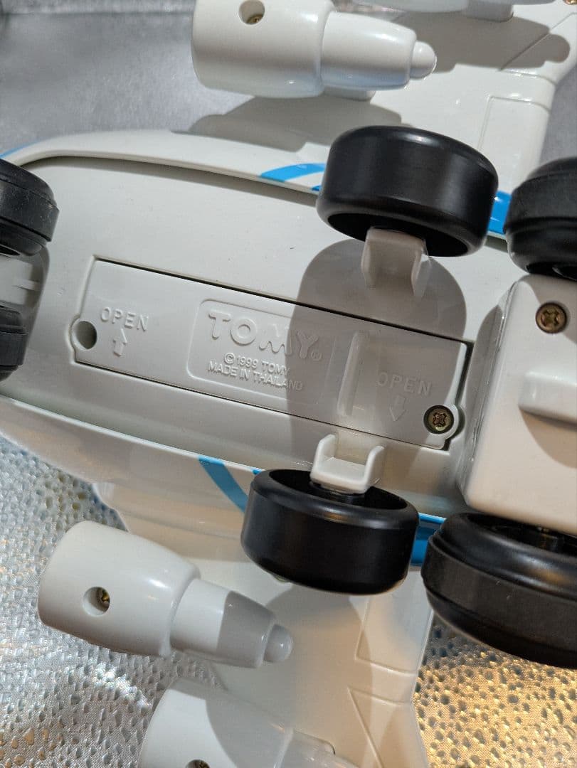 TOMY トミカ ANA ポケモンジェット '99 ラジコン