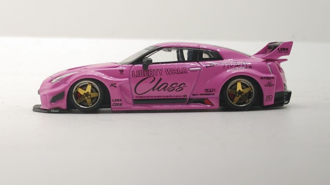 1/64 ミニカー MINIGT LBWK R35 GTR ピンク 改造品
