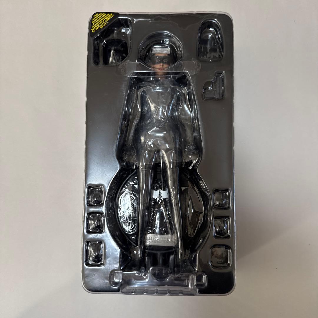 Selina Kyle キャットウーマン　フィギュア　ホットトイズ