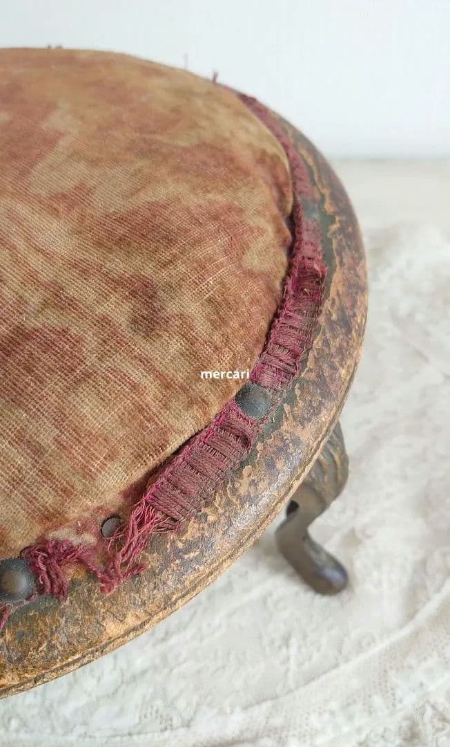 フランス製　アンティーク 美しい丸型　オットマン