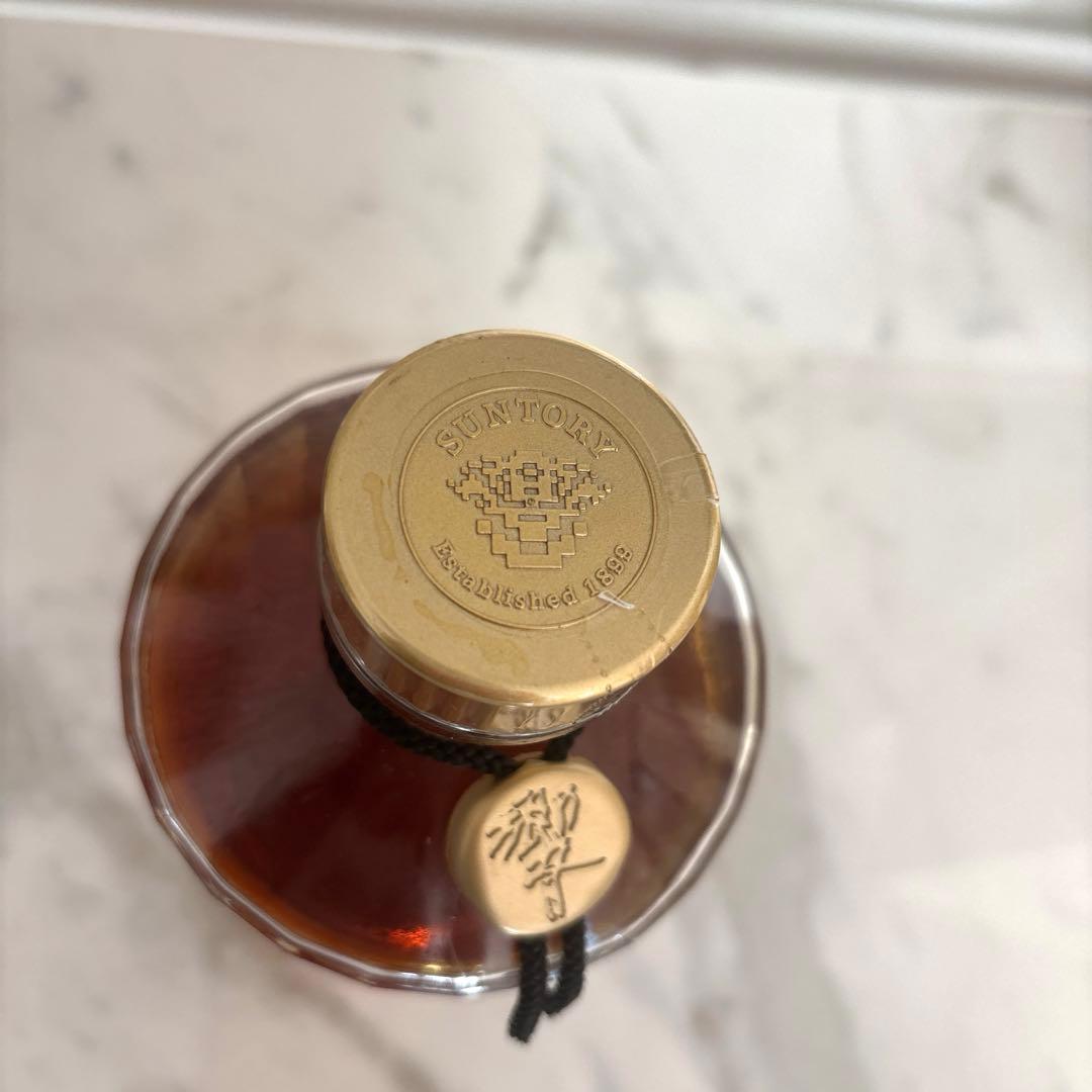 サントリー　響（旧17年）金キャップ向獅子　古酒