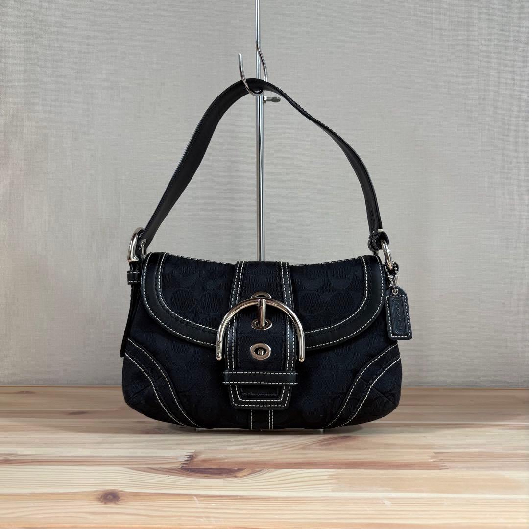 未使用級　Coach Soho Signature Black Bag