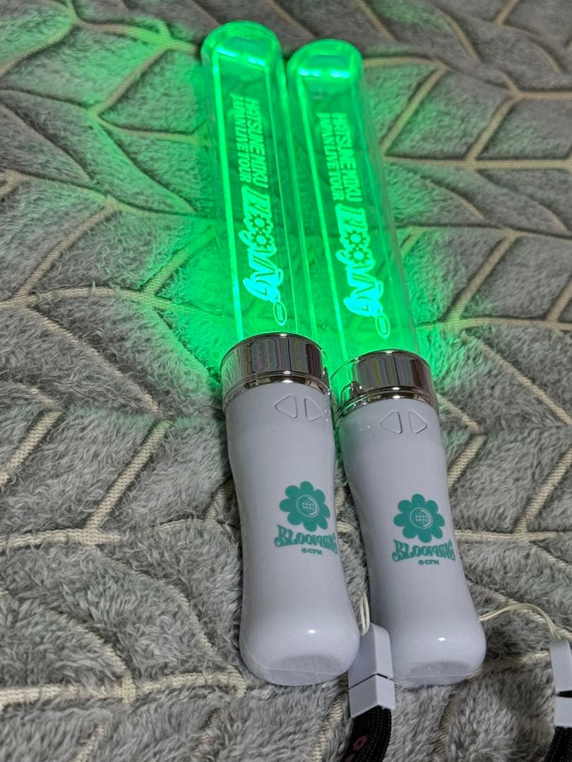 初音ミク JAPAN LIVE TOUR 2025 BLOOMINGペンライト