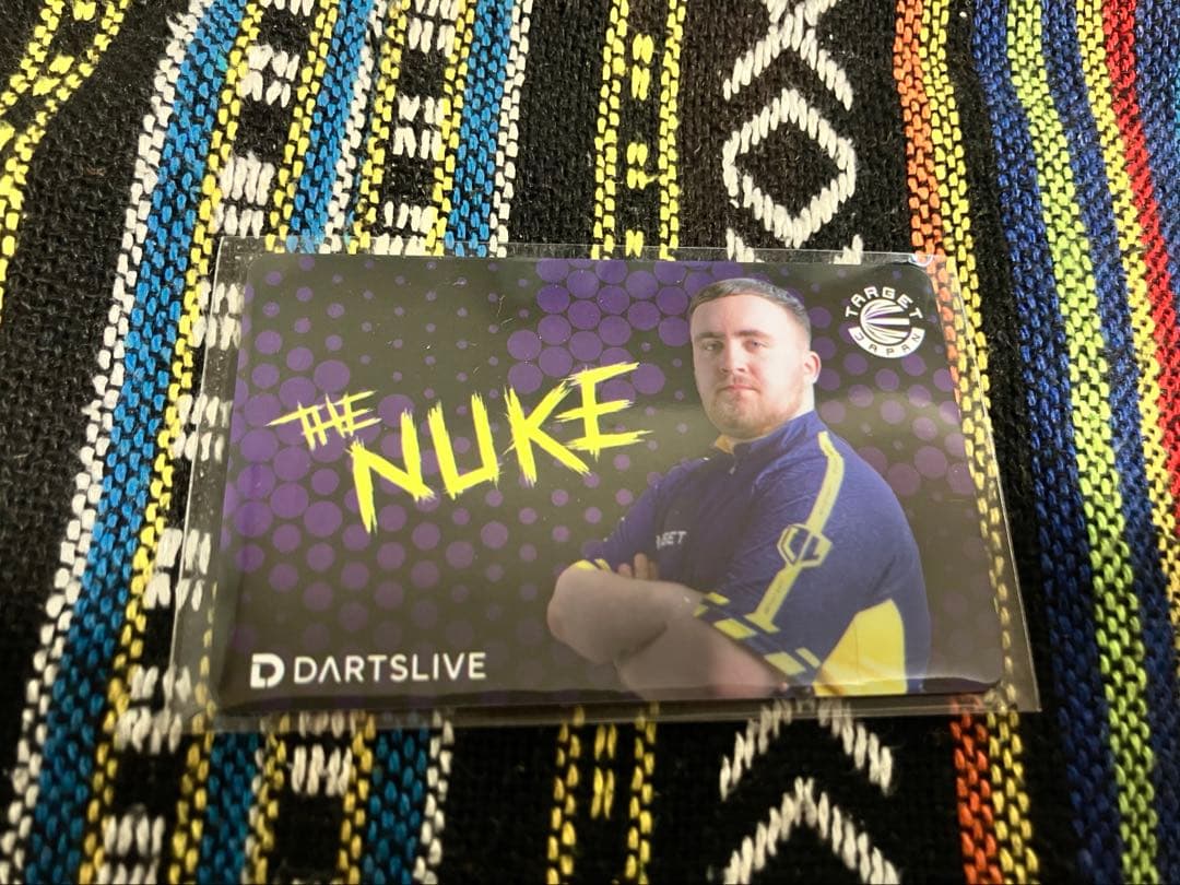 ターゲット　ルークリトラー　テーマ入りダーツライブカード　THE NUKE