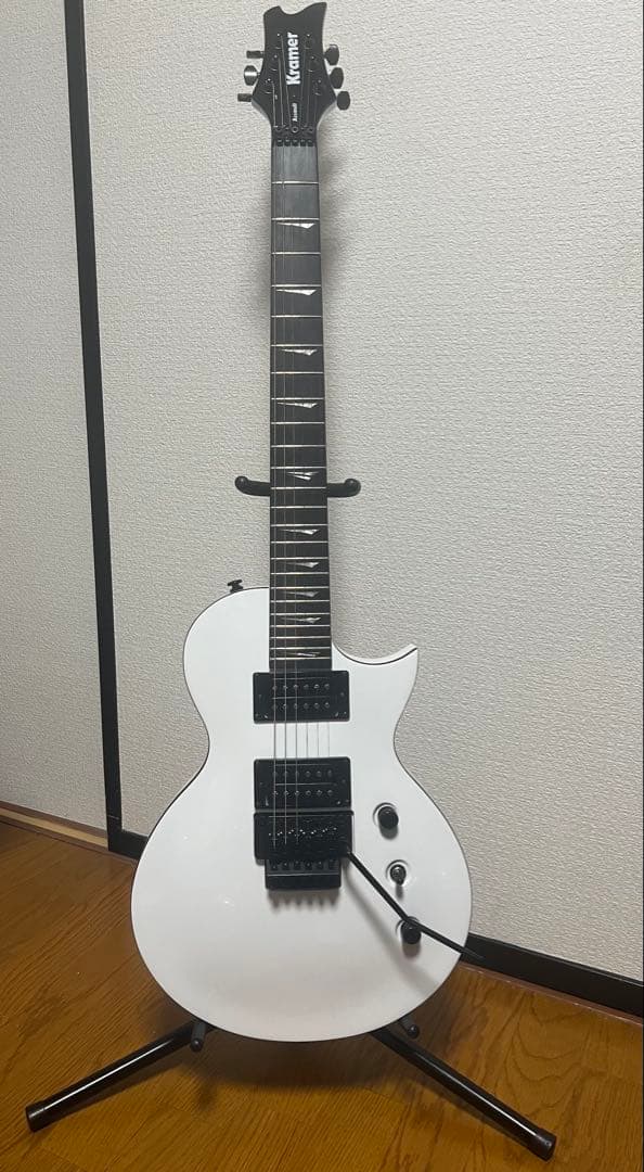 クレイマー アサルト 220 ホワイト レスポール エレキギター フロイドローズ