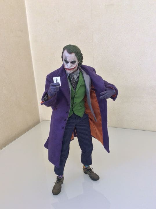 ホットトイズ ジョーカー ⒉0 1/6 フィギュア ダークナイト hottoys