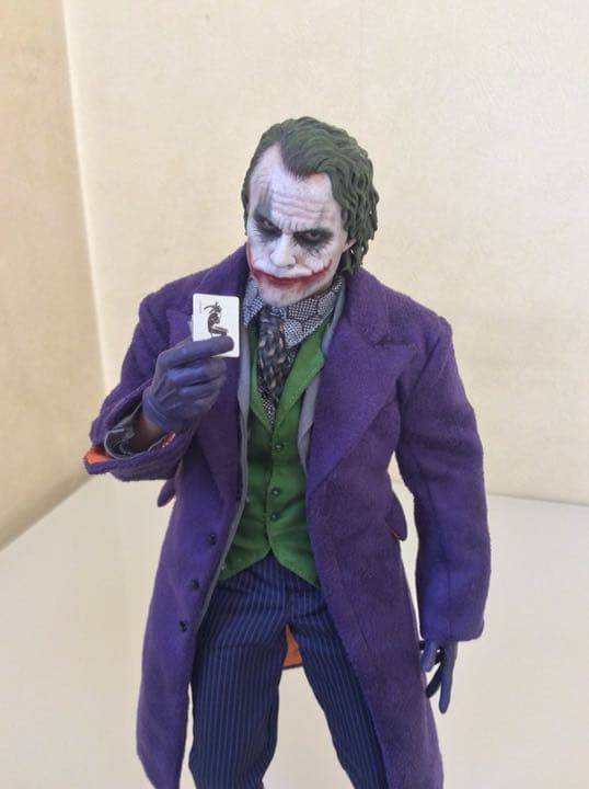 ホットトイズ ジョーカー ⒉0 1/6 フィギュア ダークナイト hottoys