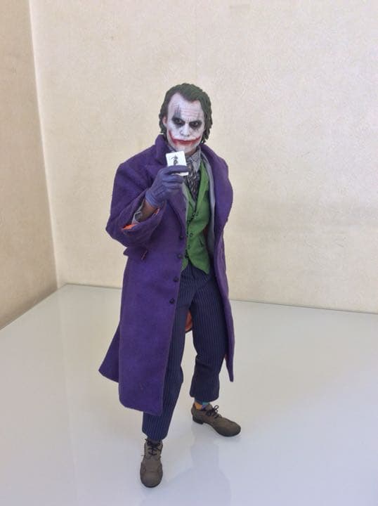 ホットトイズ ジョーカー ⒉0 1/6 フィギュア ダークナイト hottoys