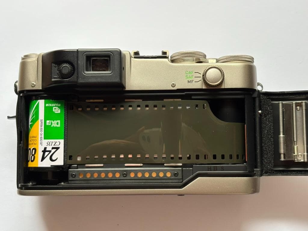 【売約済】CONTAX G2 取説・純正ストラップ付き