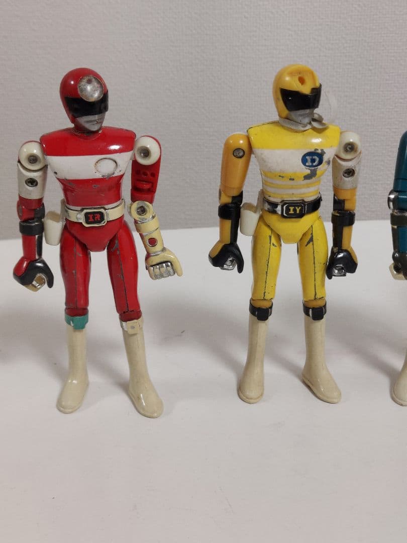 電子戦隊 デンジマン フィギュア GB-16 超合金　全5体　※ピンク右足折れ