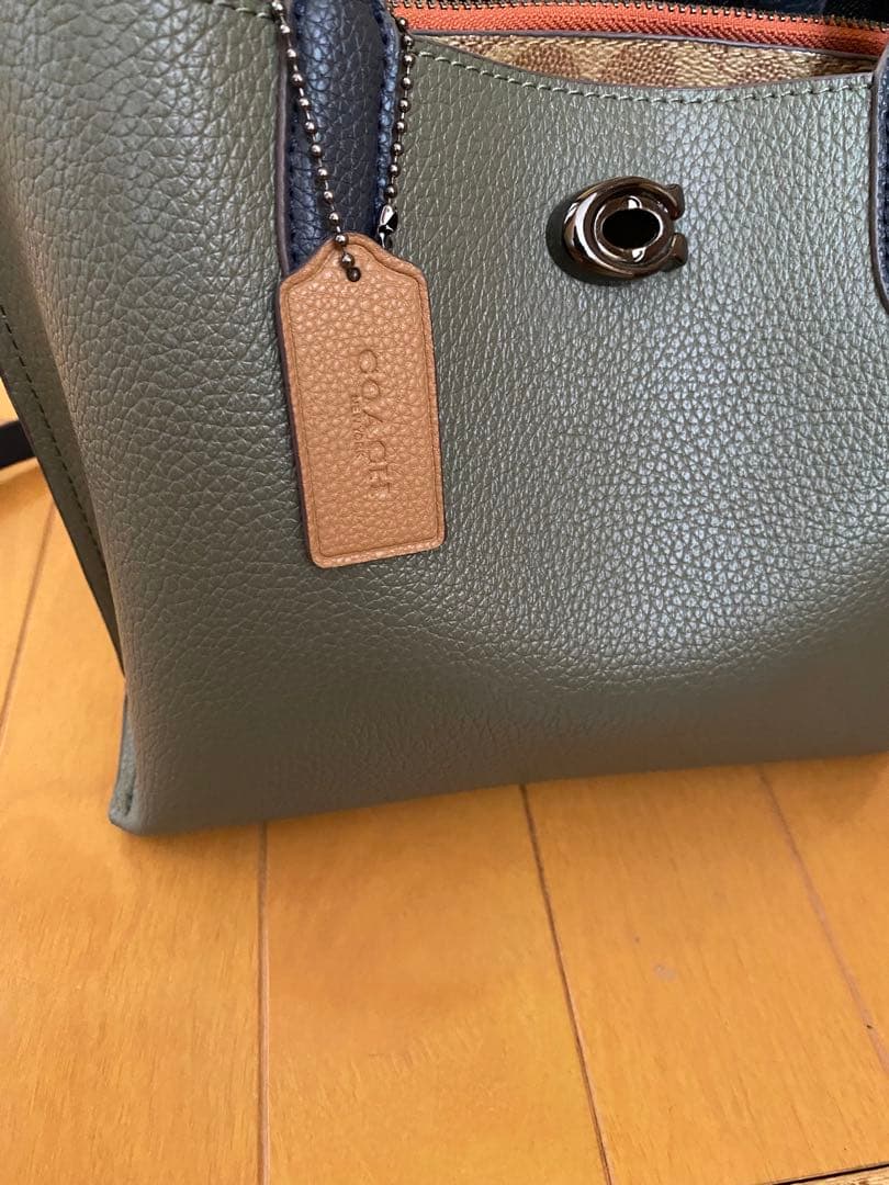 コーチ オリーブグリーン ショルダーバッグ