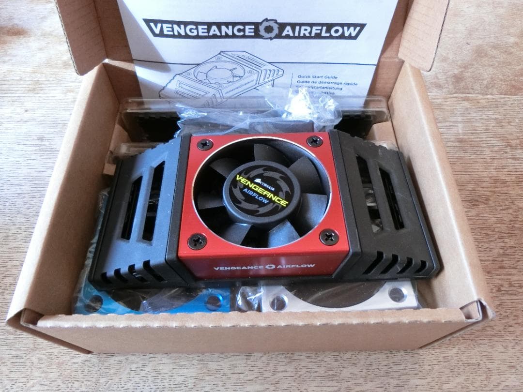 メモリー CORSAIR DDR4-4000MHz Vengeance LPX 16GB