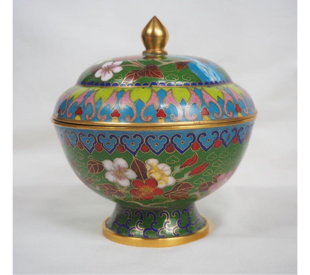 送料無料　中国古玩　景泰藍七宝蓋物一対　高さ約12ｃｍ